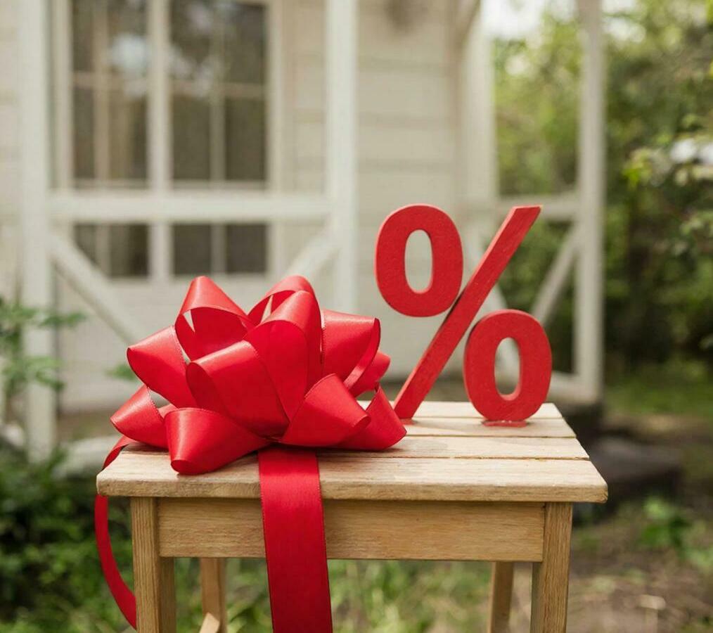 <span style="font-weight: bold;">
						Скидка 7% пенсионерам и участникам СВО</span>